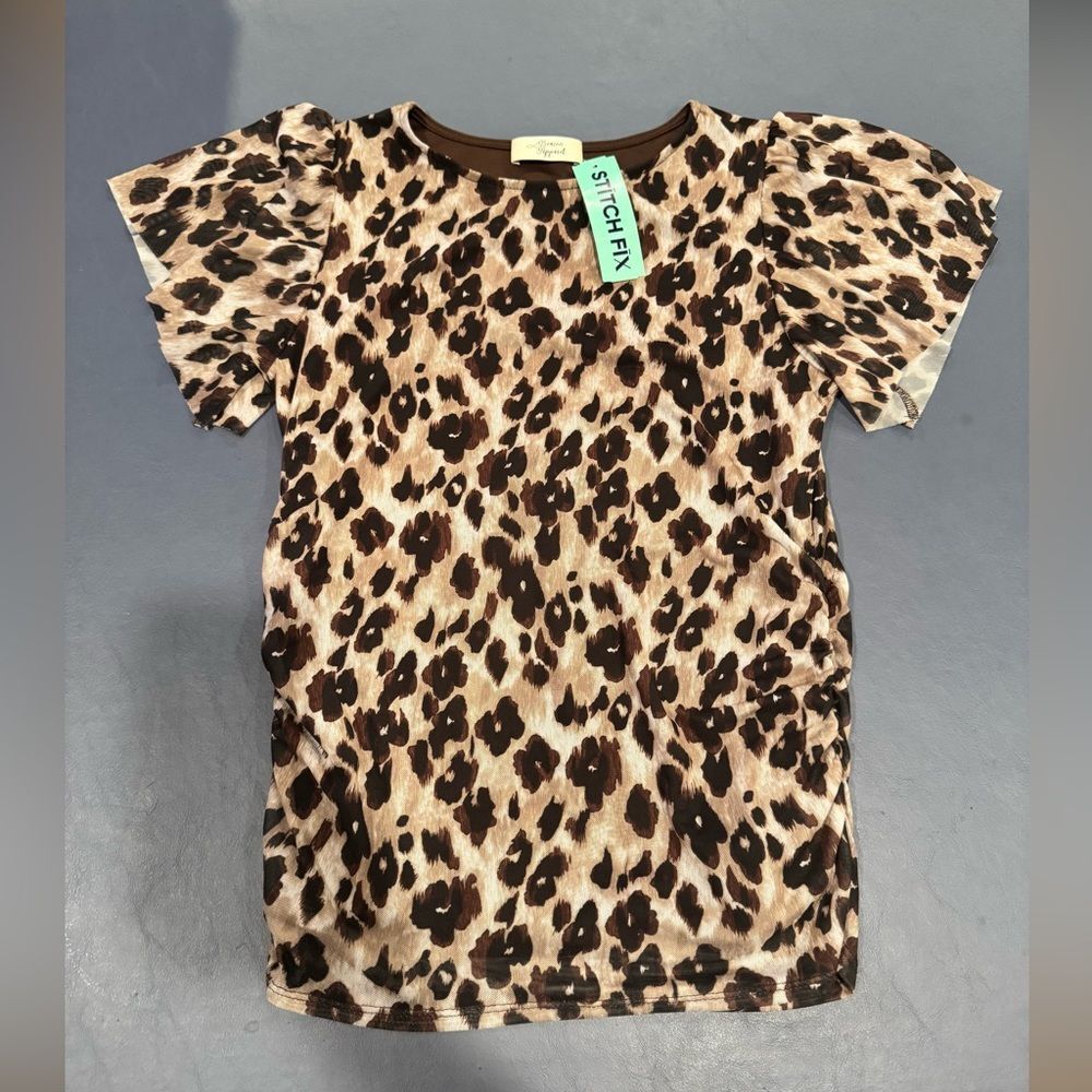 NEW Beacon Apparel Women’s Size Small Leopard Print Blouse